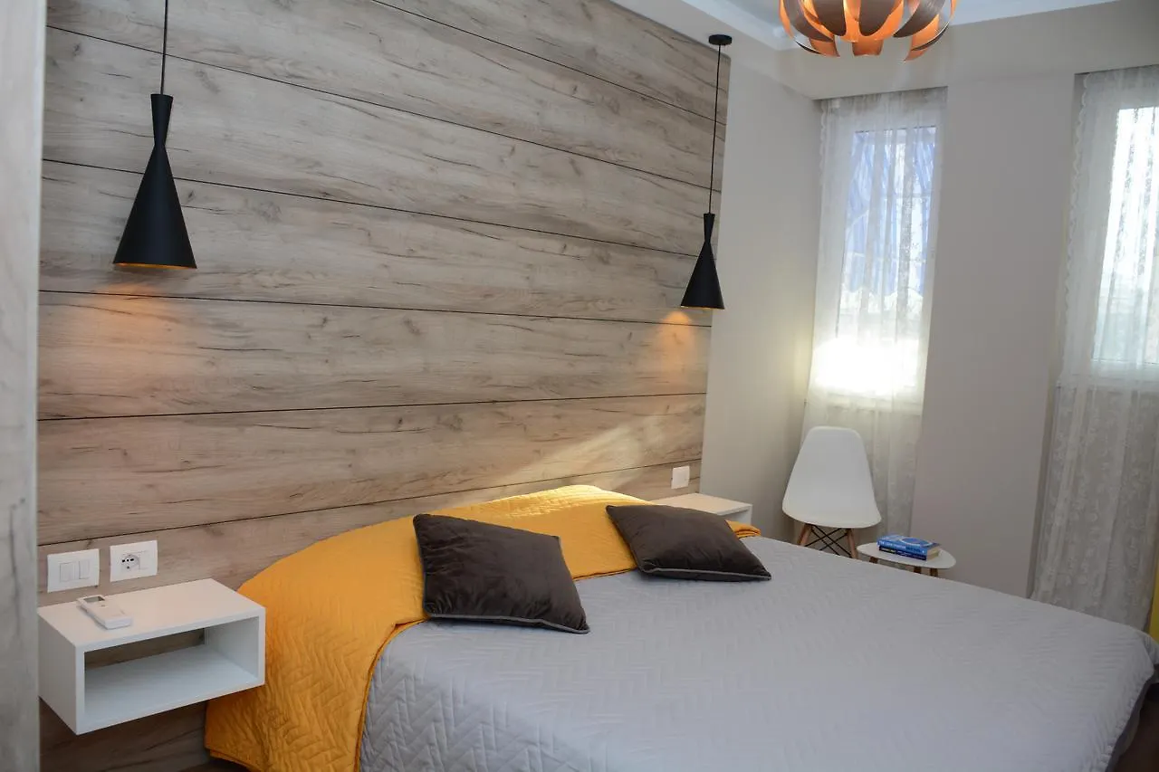 Central Luxury Apartment Tirana