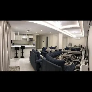 بمدخل خاص La Village , الرياض المملكة العربية السعودية